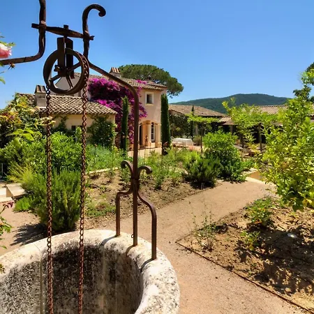 Villa de 6 chambres avec vue sur la mer piscine privee et jardin clos a Gassin *